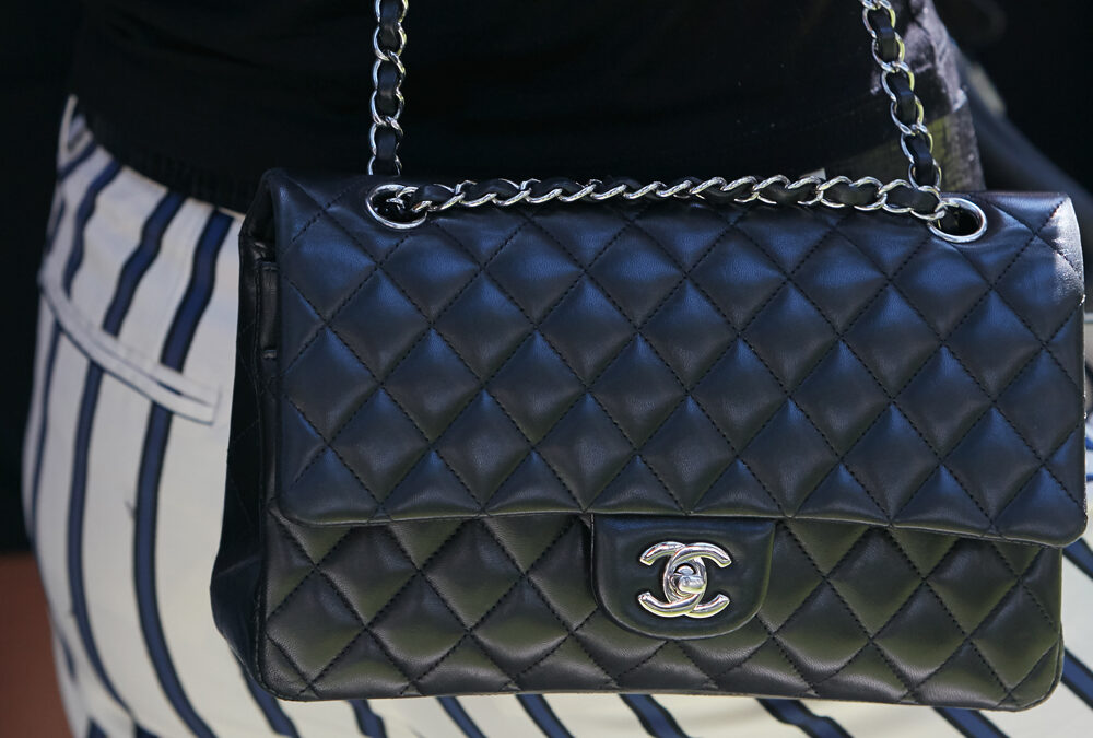 The Best Handbags to Invest in: Hermès Kelly  Sellier 25